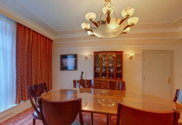 Moscow Marriott Grand Hotel - Photo5