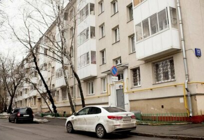 Na Rusakovskoj 12k2/2 Apartments