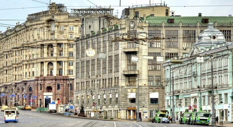 Old Tverskaya Street Apartment