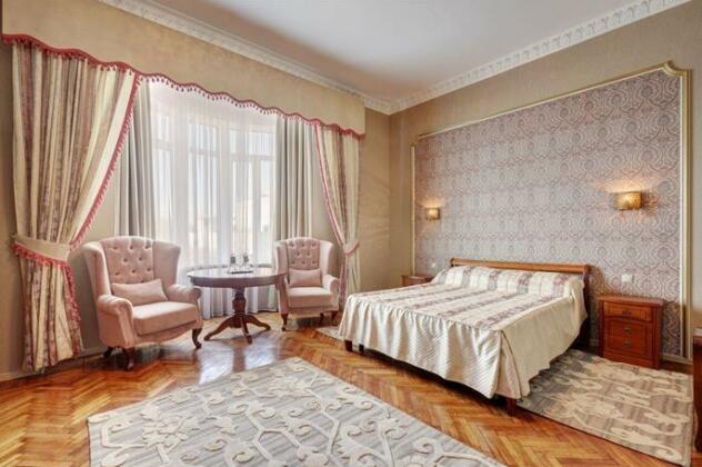 Peking Hotel - Photo2