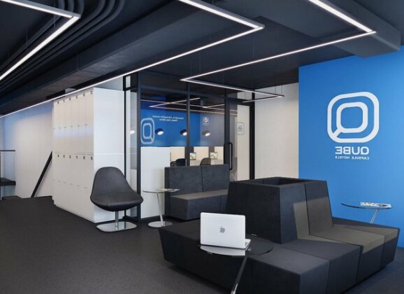 Qube Capsule Hotel - Photo4