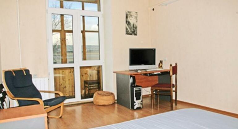RentaDay Apartment on 1 Khutorskaya - Photo2