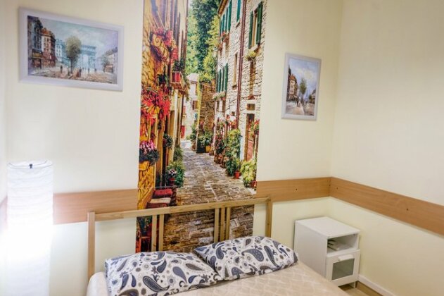 Sebino Hostel - Photo2