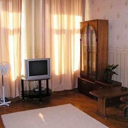 Studio Apartment At Bolshoy Nikolopeskovsky Lane - Photo4
