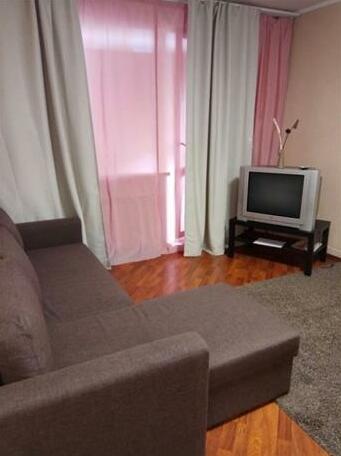 Tsvetochek Apartments - Photo4