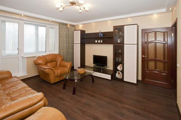 U Metro Ploschad Ilicha Apartaments - Photo5