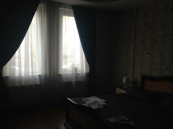 Uyut-A Mini-Hotel - Photo2