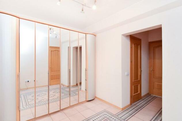 Yut Apartments - Photo3