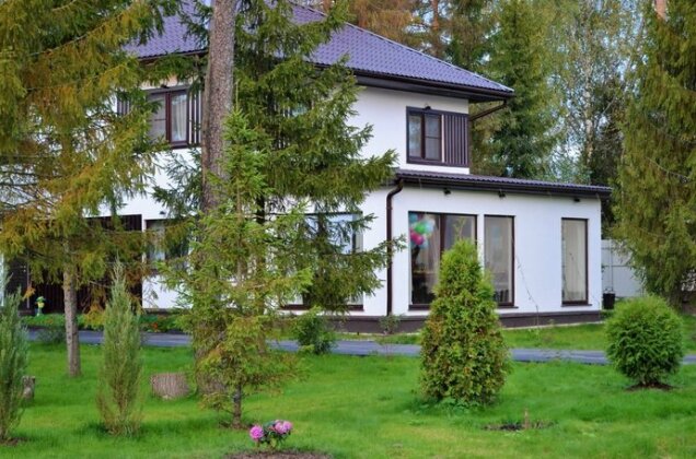 Zhiloj Park Pokrov 2 Cottage Pokrov - 2 Guest House