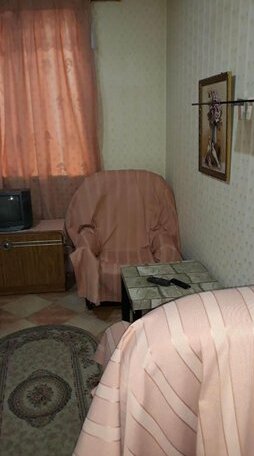 U Nonny Guesthouse - Photo2
