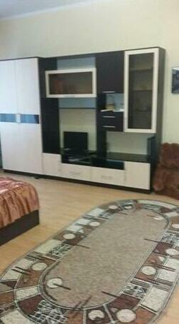 Apartment Novovartovskaya 7