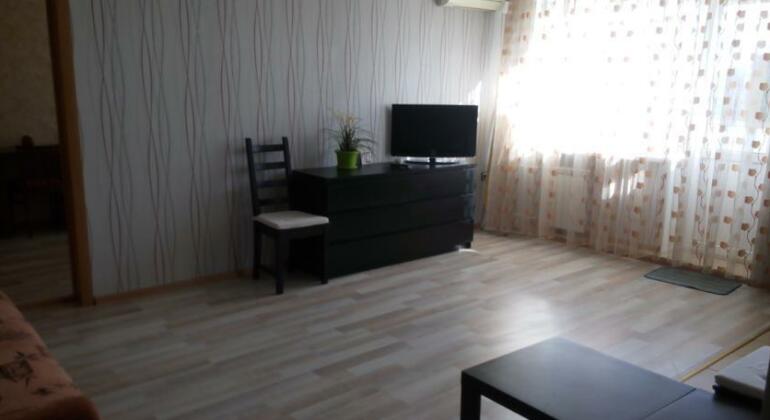Apartment na Maksima Gorkogo 80 - Photo2