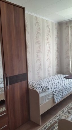 Na Ordzhonikidze Apartments - Photo4
