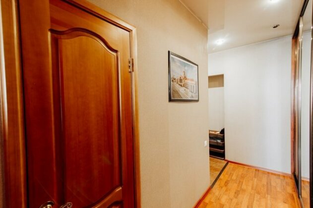 Apartments on Stroiteley 82 - Photo3