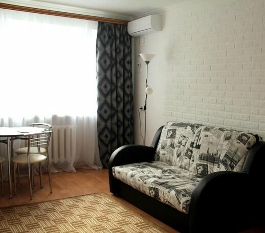 Apartment on Leytenanta Shmidta - Photo2