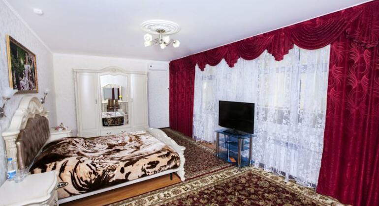 Hotel Rus Novorossiysk - Photo2