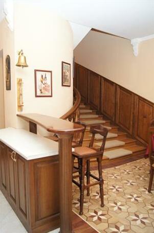 Dynasty Hotel - Photo2