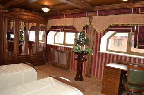 Dynasty Hotel - Photo3