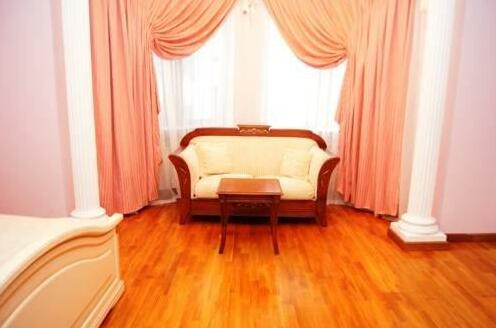 Dynasty Hotel - Photo4