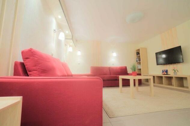 Fine O'Clock Hostel - Photo2