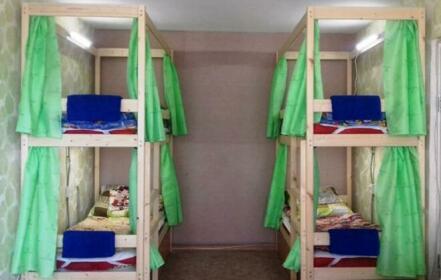 Na Naberezhnoj Hostel
