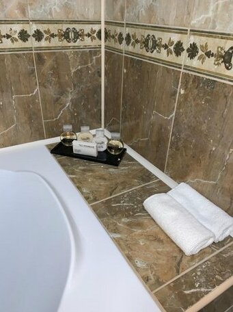Hotel Diamond Novyy Urengoy - Photo3