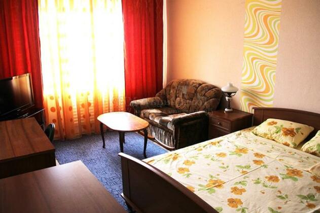 Mir 96 Apartments - Photo2