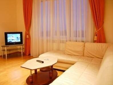 Mir Apartments - Photo2
