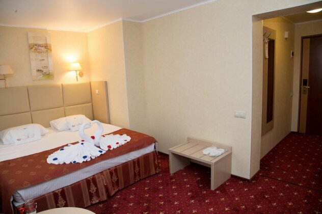 AMAKS Hotel Omsk - Photo3