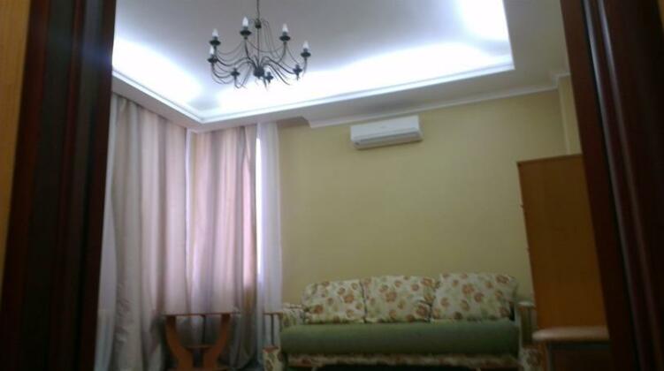 APT 6-oy Linii Apartments - Photo3