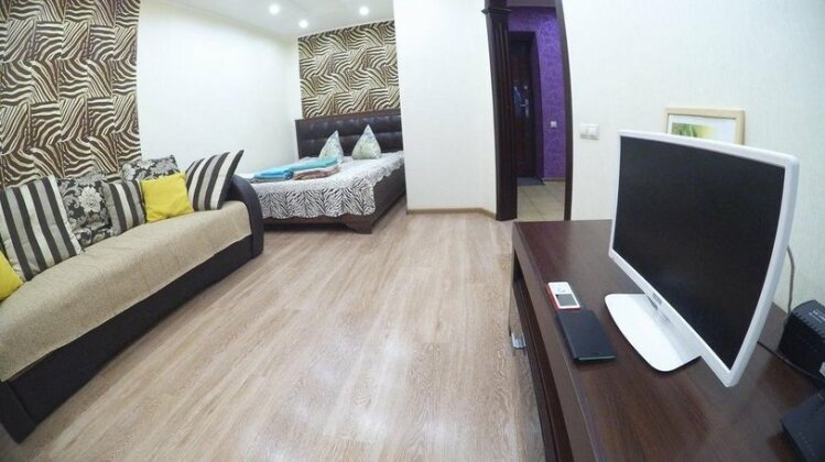 APT Maslennikova 17 - Photo2
