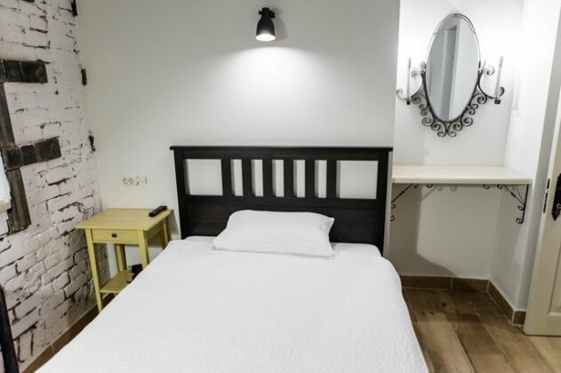 Brick Walls Hotel