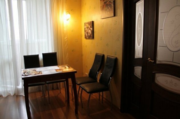 Central Apartment Omsk - Photo4