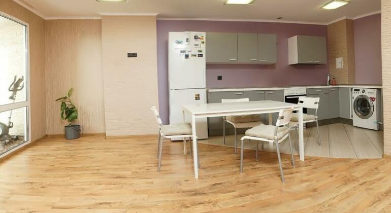 Omsk Sutki Apartments on B-r Arkhitektorov 14 - Photo2