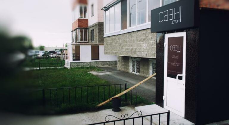 Sky Hotel Omsk - Photo4