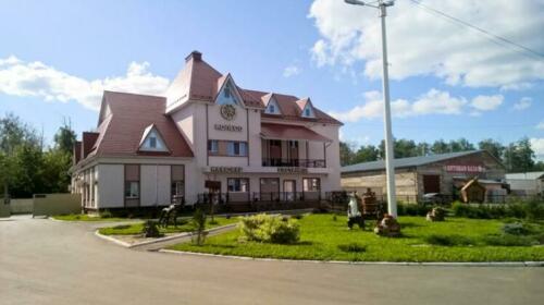 Gostinichno-Restorannyij Kompleks Koleso