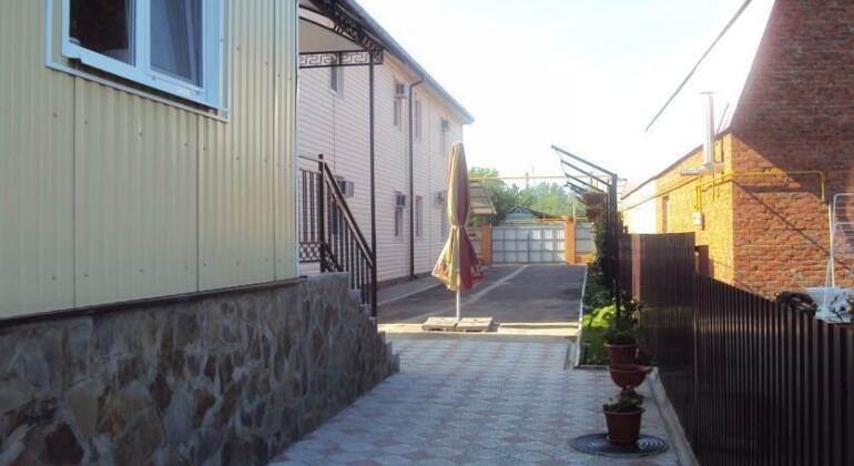 Guest House Peresyp - Photo2