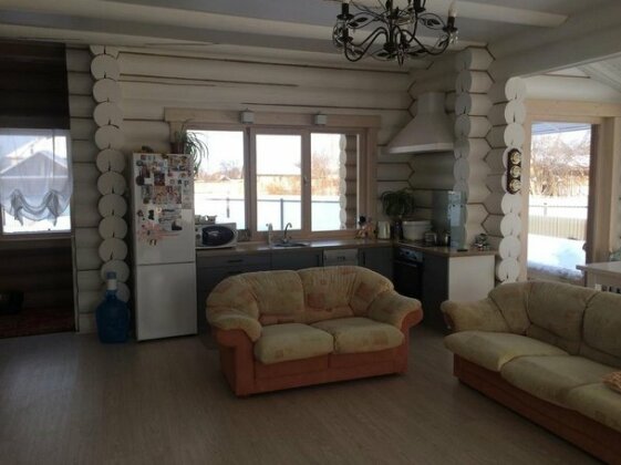 Vizit on Azina - Photo2