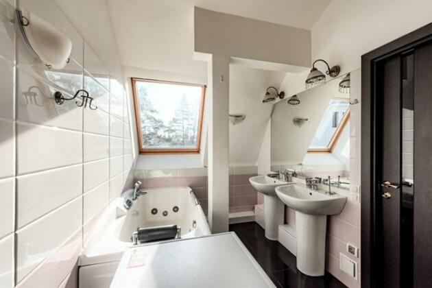 Zamok Znamenka Apartmens - Photo2