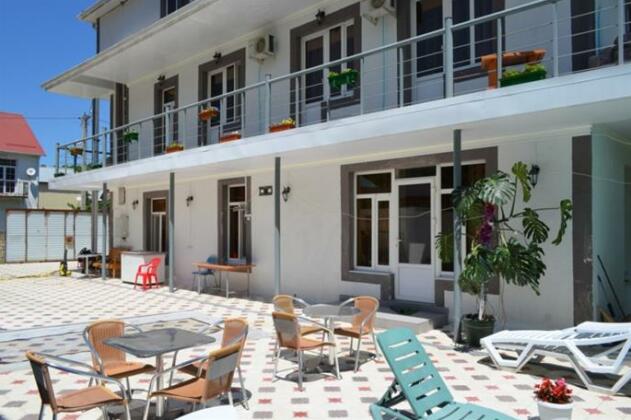 Guest House Persikovy Sad - Photo2