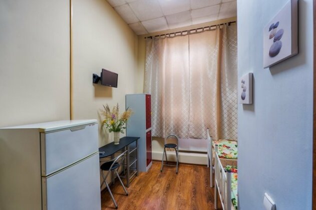 Economy Hotel Astra - Photo4