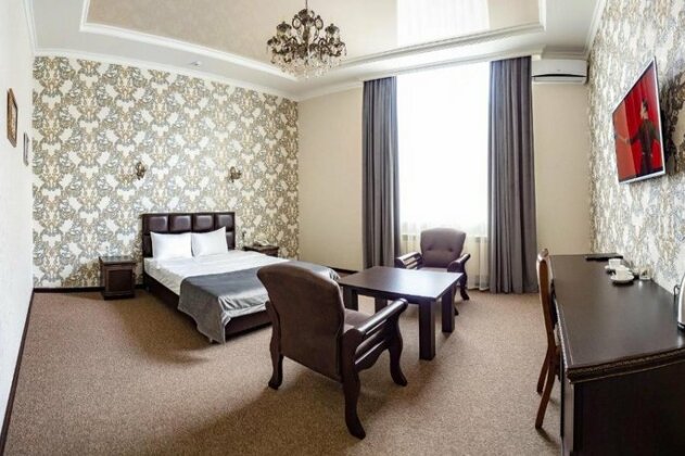 Gold Star Hotel Pyatigorsk - Photo2