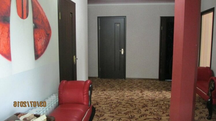Guest House Leon Pyatigorsk - Photo2