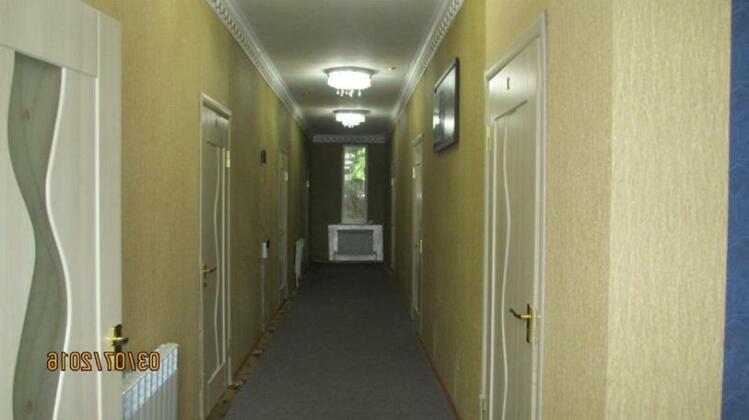 Guest House Leon Pyatigorsk - Photo3