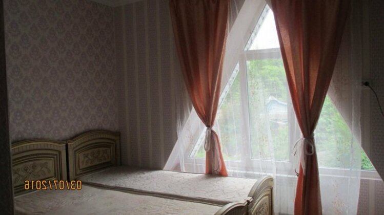 Guest House Leon Pyatigorsk - Photo4