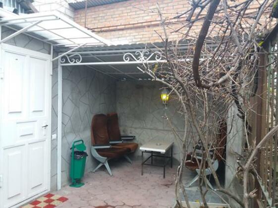 Guest House on Tsvetnik - Photo2