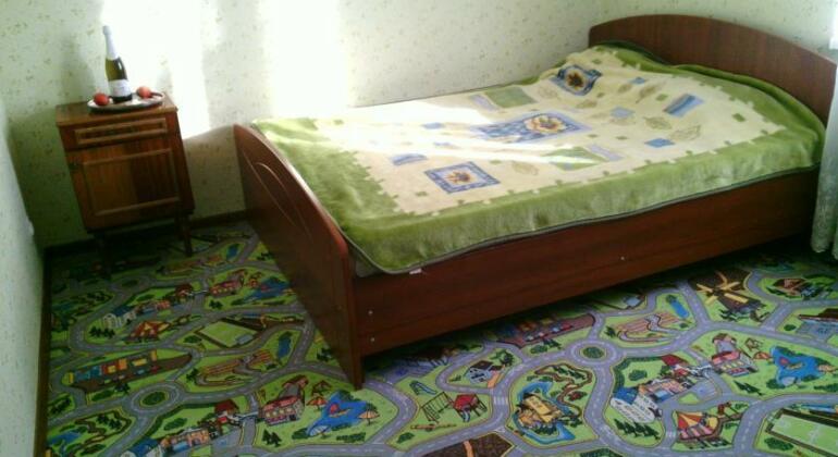 Guest House U Druzey - Photo3