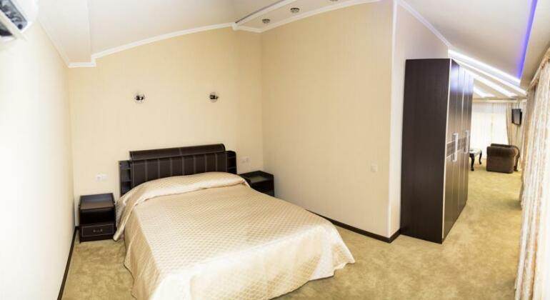 Hotel RIVER Pyatigorsk - Photo4