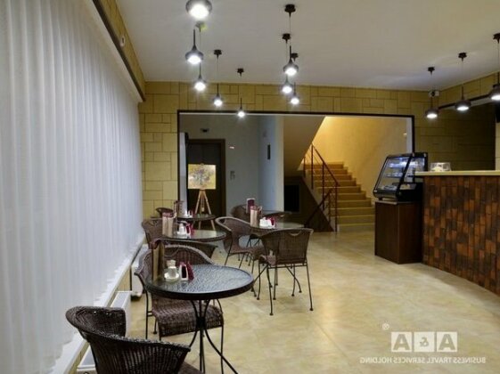 Kompliment ApartHotel - Photo2