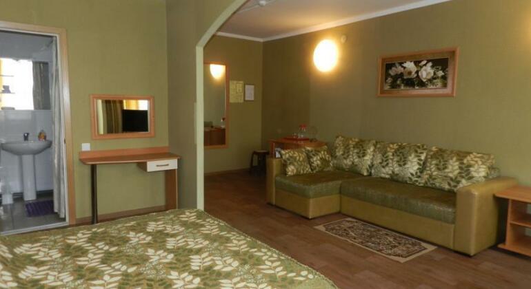 Hotel Katalpa - Photo2